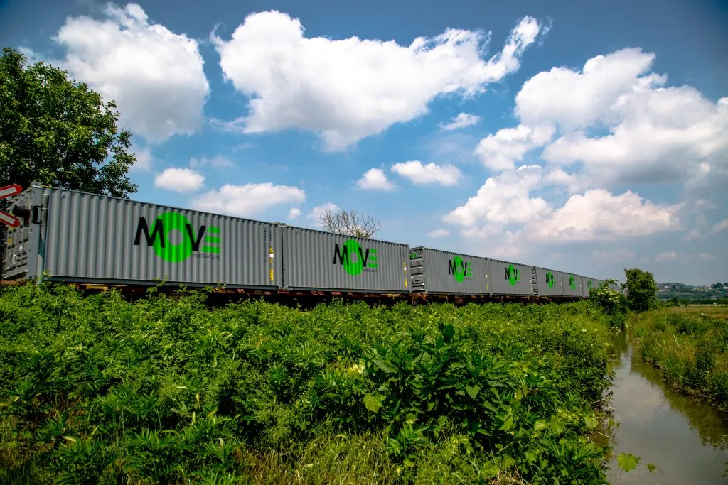 Move Intermodal company train with intermodal shipments